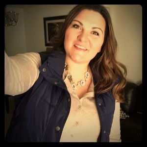 Meet your Posher, Elizabeth